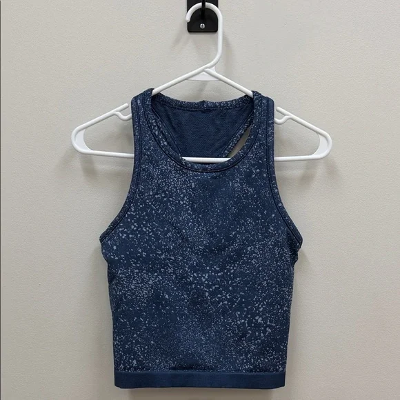 Lululemon Ebb to Street Cropped Tank Distorted Noise Mineral Blue Pastel Sz 8! - Picture 4 of 8